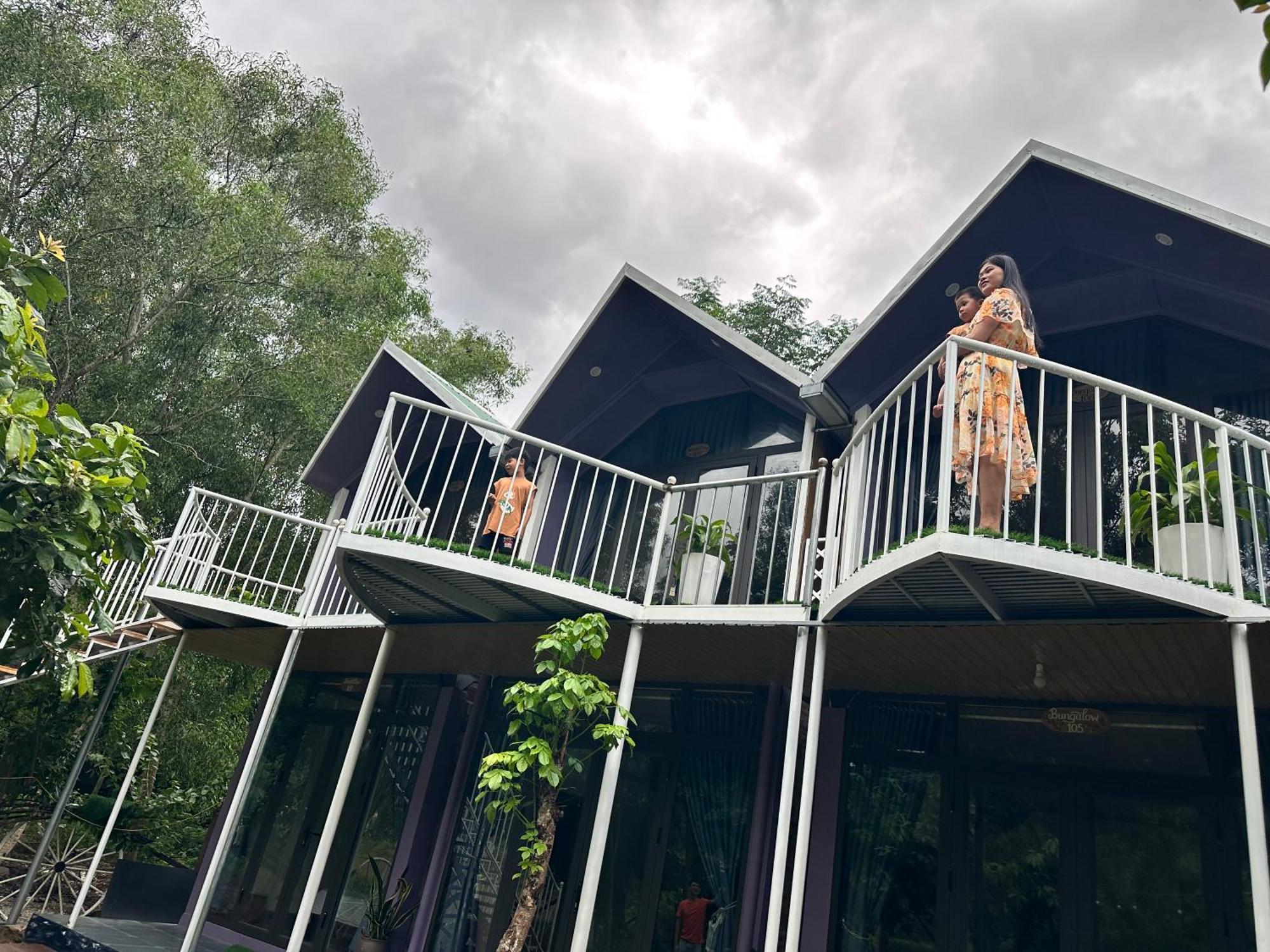 Son River House フォンニャ エクステリア 写真